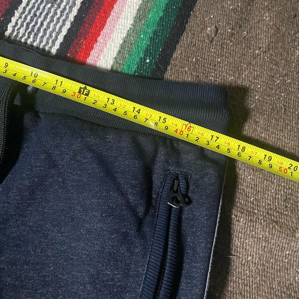 Superdry Men’s Stadium joggers size L - Picture 4 of 10